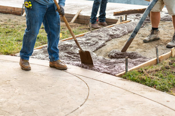 Best Concrete Contractor Near Me  in Staten Island, NY